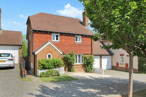 Green Fields Lane, Ashford TN23