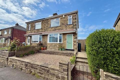 2 bedroom semi-detached house for sale, Low Ash Avenue, Wrose, Shipley