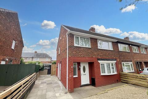 3 bedroom end of terrace house for sale, Thorntree Road, Thornaby , Stockton-on-Tees, Durham, TS17 8LY