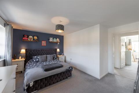 8 Geranium Drive, Morpeth, NE61 3EY