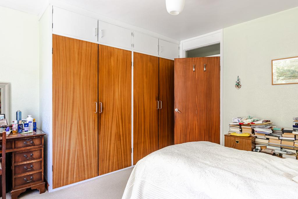 Bedroom2a