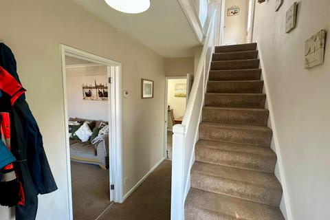 18 Shakespeare Road, Hereford, HR4 0JN