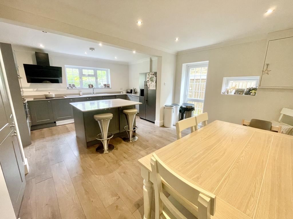 Open Plan Kitchen / Dining Room