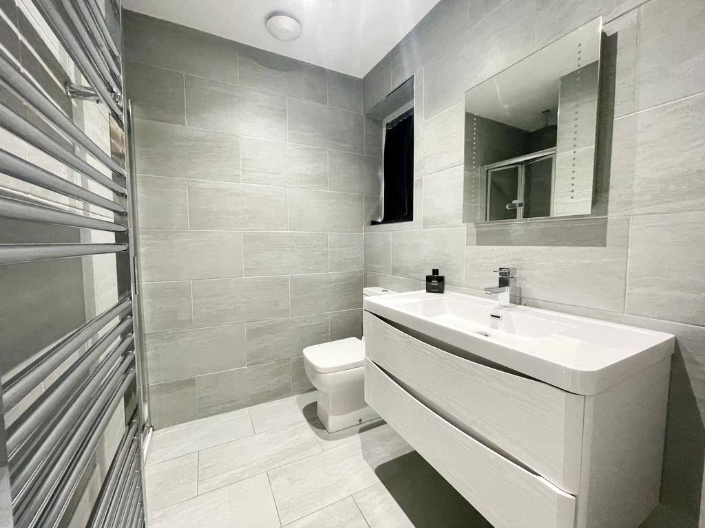 En Suite Shower Room