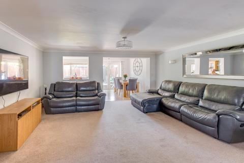 undefined, Redland Close, Marlbrook, Bromsgrove, Worcestershire, B60