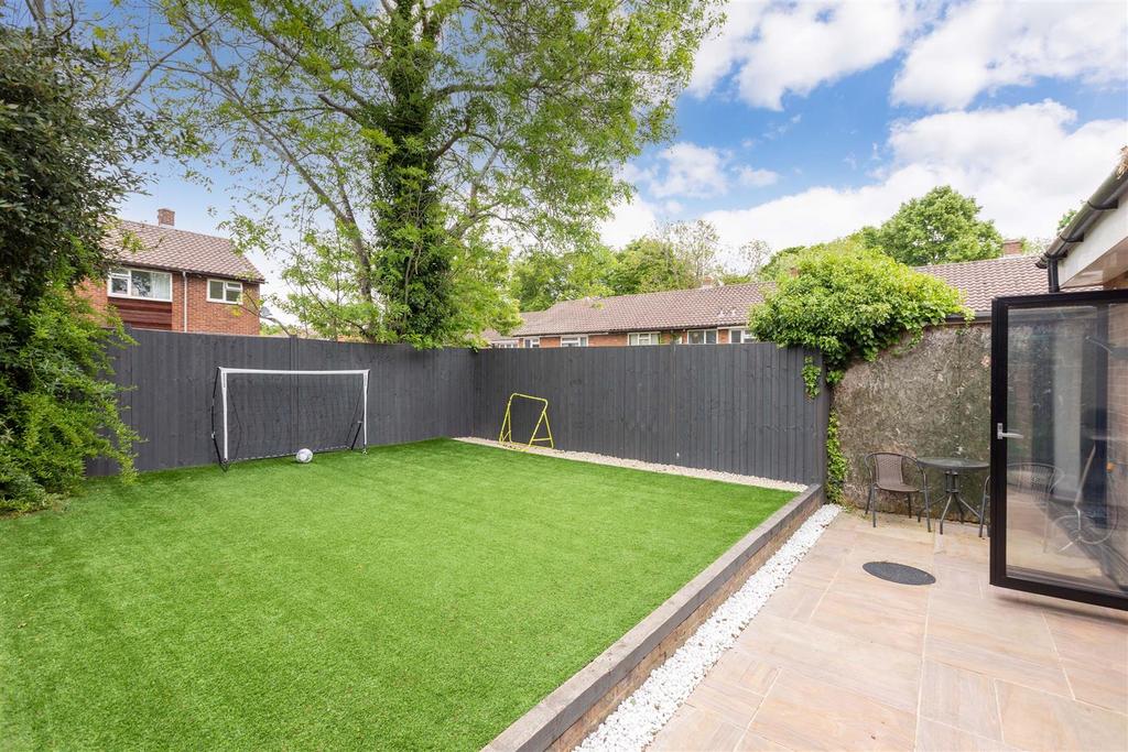 24 Wordsworth Road-2.jpg