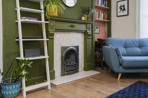 2 bedroom ground floor flat for sale, 7 PF1 Dalgety Avenue, Edinburgh, EH7 5UF