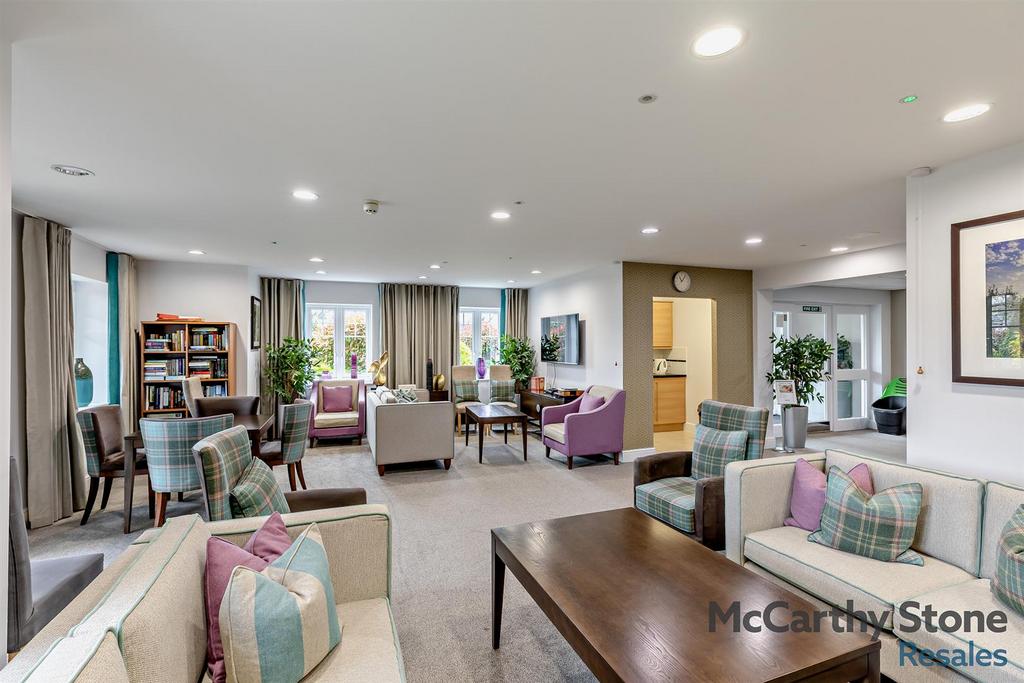 Homeowners Lounge