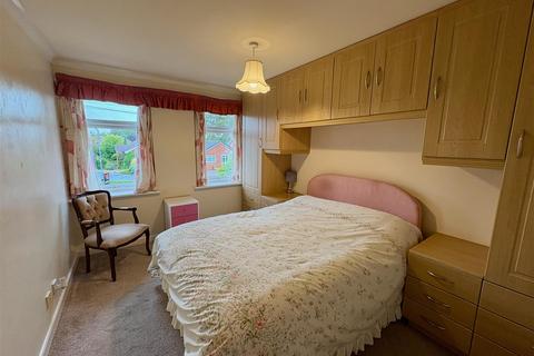 3 bedroom detached house for sale, Florence Road, Bilbrook, Wolverhampton