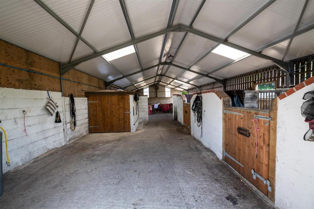 Bentleigh Farm 31.07.24-60.jpg