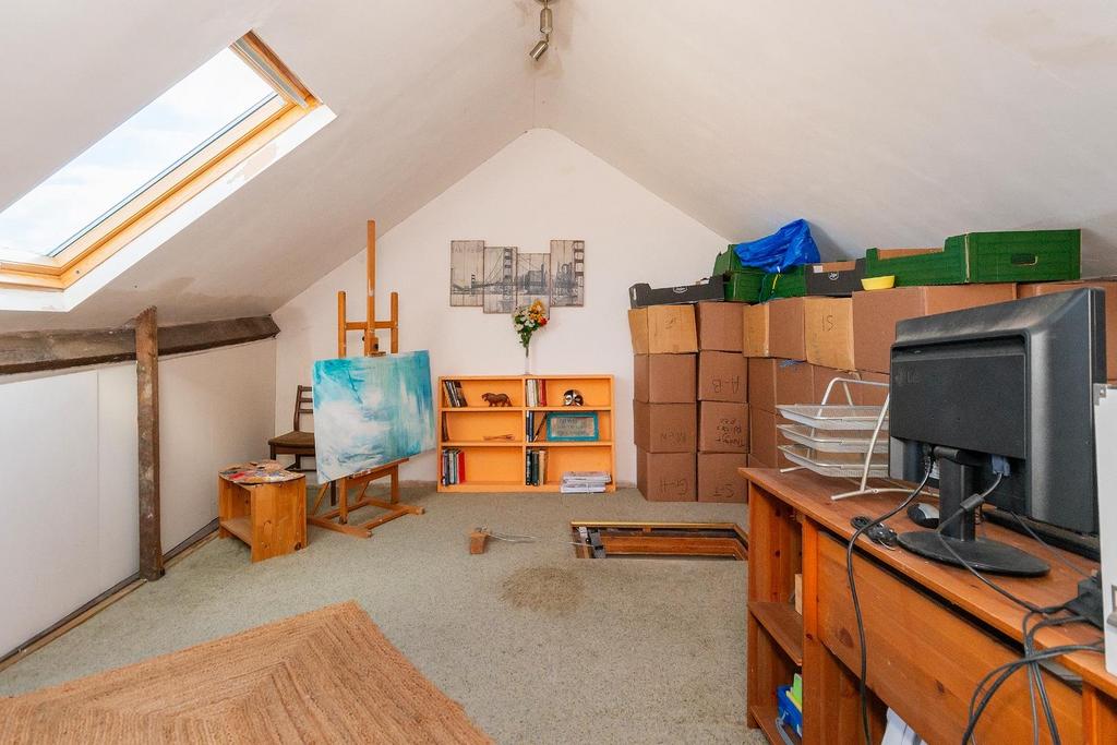 2 S0 RKE - Loft Room A.jpg