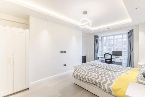 3 bedroom apartment to rent, Gloucester Place, London NW1
