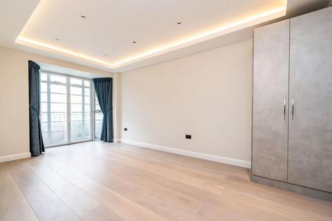 3 bedroom apartment to rent, Gloucester Place, London NW1