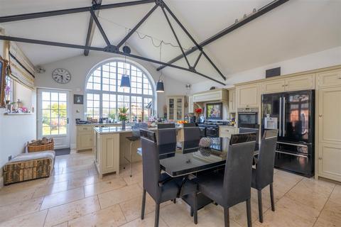 Foresters Hall Henley Road, Claverdon, Warwick, CV35 8LJ
