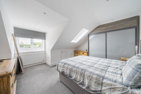 Colebrook Brooklands Way, Farnham, GU9 9BU