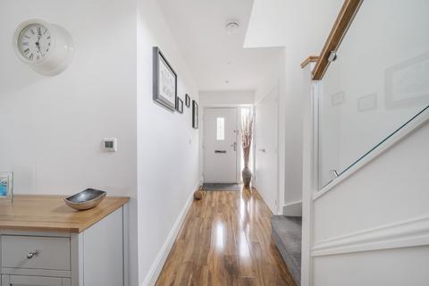 Colebrook Brooklands Way, Farnham, GU9 9BU