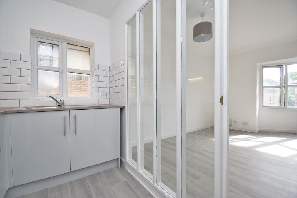 Kitchen (2)