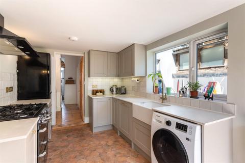 6 Agnes Street, Brighton, BN2 3AS