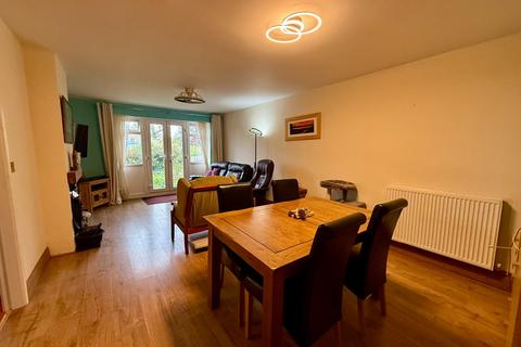 64 Llwyn Ynn, Talybont, LL43 2AL
