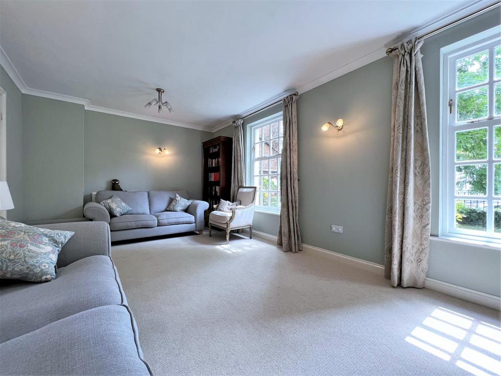 Living room....jpg