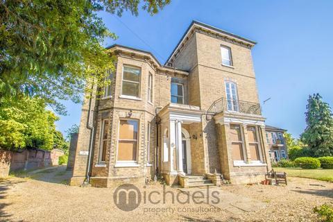 2 bedroom apartment to rent, Cambridge Road, Lexden, CO3 3NS
