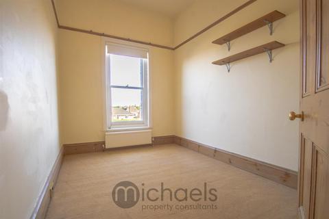 2 bedroom apartment to rent, Cambridge Road, Lexden, CO3 3NS
