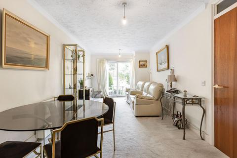 1 bedroom apartment for sale, Flat 6 Hertford Mews, Billy Lows Lane, Potters Bar, EN6