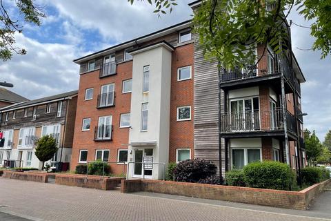 2 bedroom flat for sale, Meadow Way