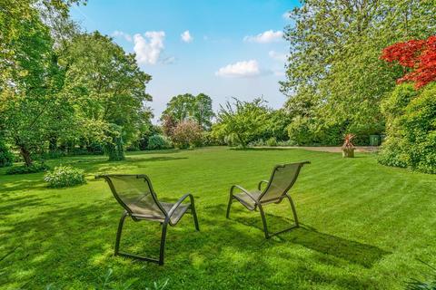 undefined, Long Crendon, Buckinghamshire
