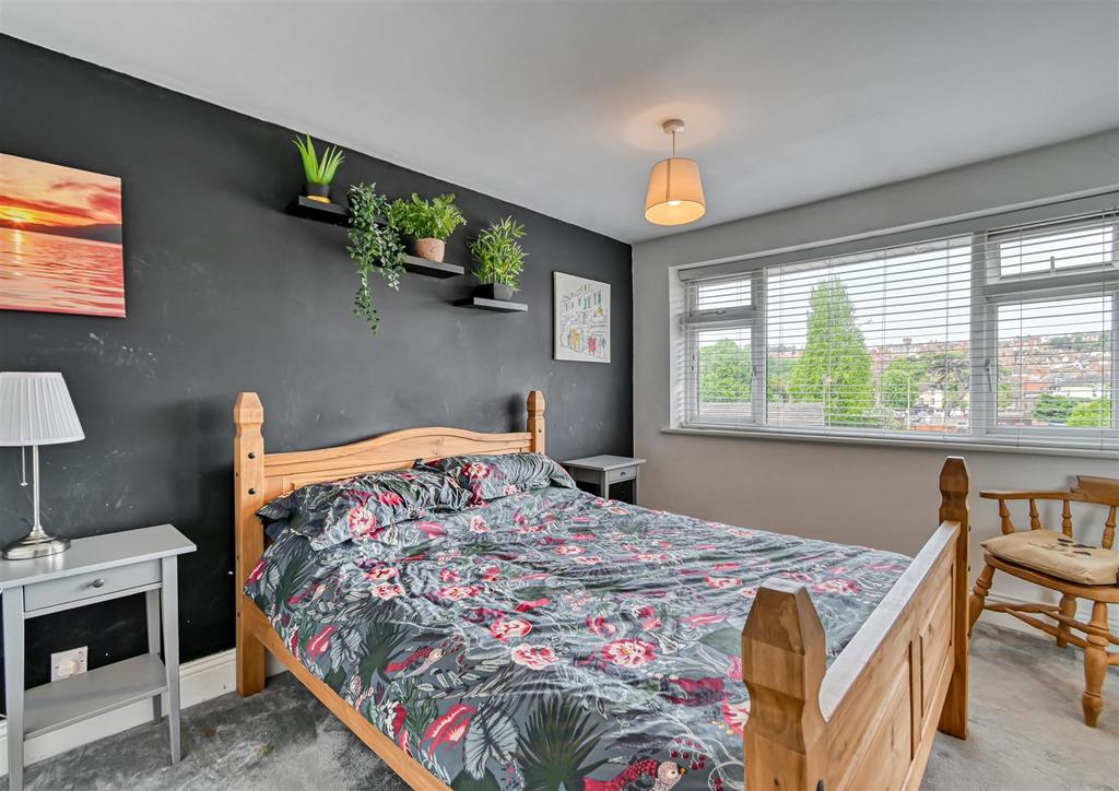 23 Cann Hall Drive-18.jpg