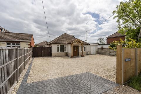 undefined, Hamble Lane, Bursledon, Southampton, Hampshire. SO31 8DR
