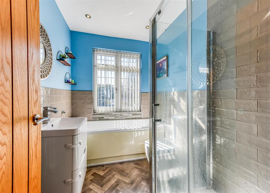 55 Osbourne Road-Shower Room.jpg