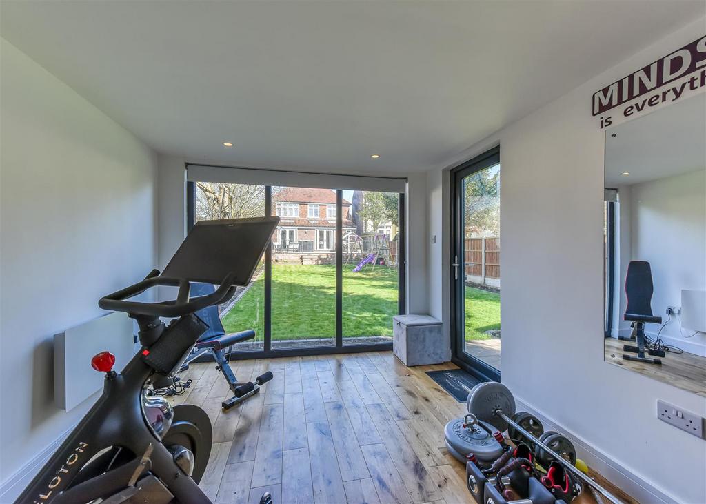 55 Osbourne Road-Summer House (2).jpg