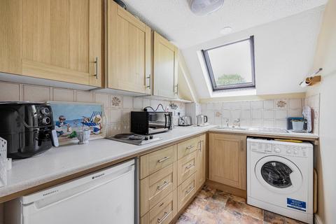1 bedroom apartment for sale, Barclay Court, Trafalgar Road, Cirencester, Gloucestershire, GL7