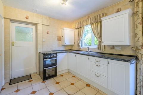 undefined, Barnett Close, Kingswinford, DY6 9PW