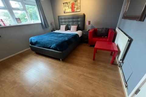 undefined, Frome Drive - HMO INVESTMENT , Wolverhampton, WV11
