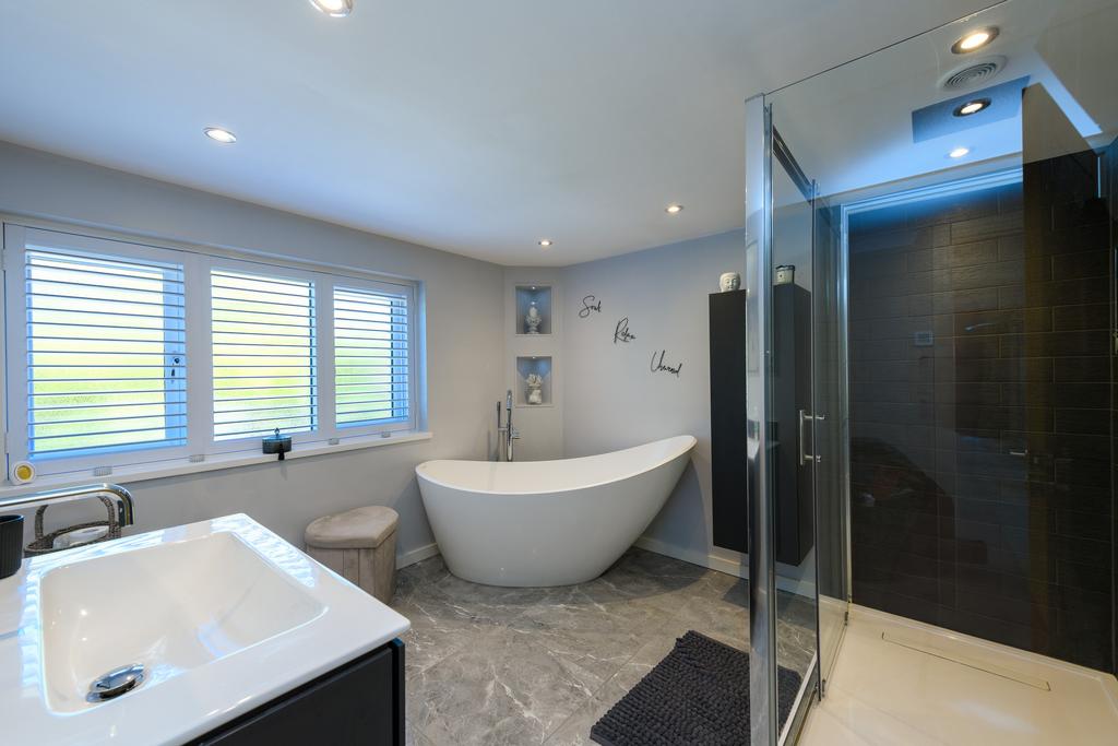 Master En-suite