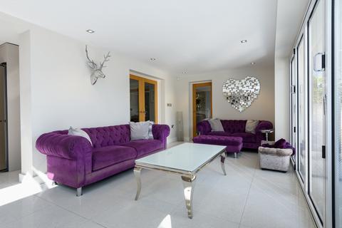 6 bedroom detached house for sale, High Street, Somerton TA11