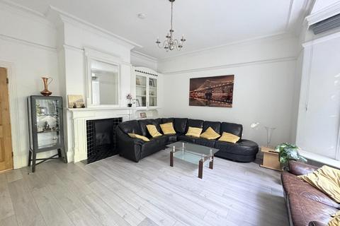 4 bedroom apartment to rent, Park Avenue, Endcliffe, Sheffield