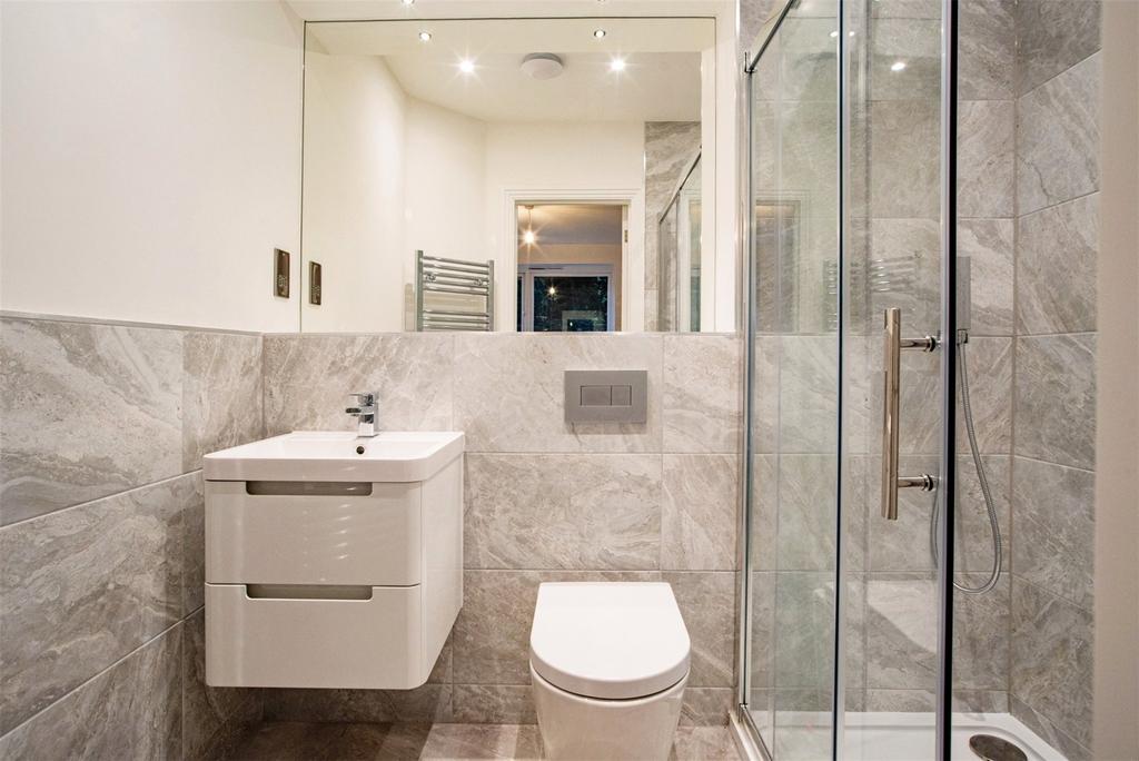 Example En Suite
