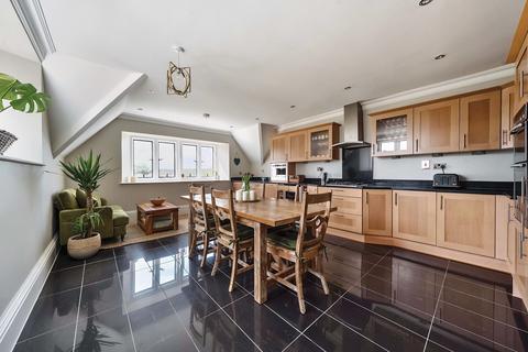 2 bedroom penthouse for sale, Penshurst Road, Penshurst, TN11