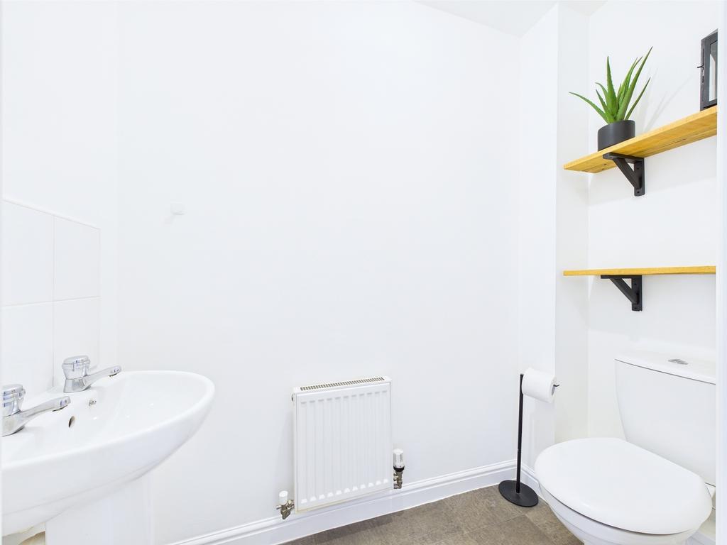 Cam01338 g0 pr0105 still010