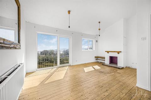 3 bedroom end of terrace house for sale, Wimblewood Close, West Cross, Swansea