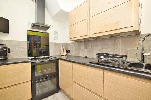 3 bedroom end of terrace house for sale, Warten Road, Ramsgate, Kent, CT11