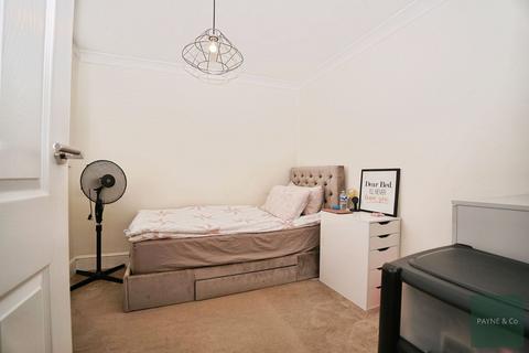78 Tiptree Crescent, Ilford, IG5 0SY
