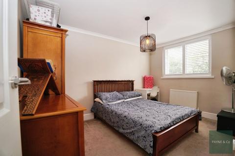 78 Tiptree Crescent, Ilford, IG5 0SY