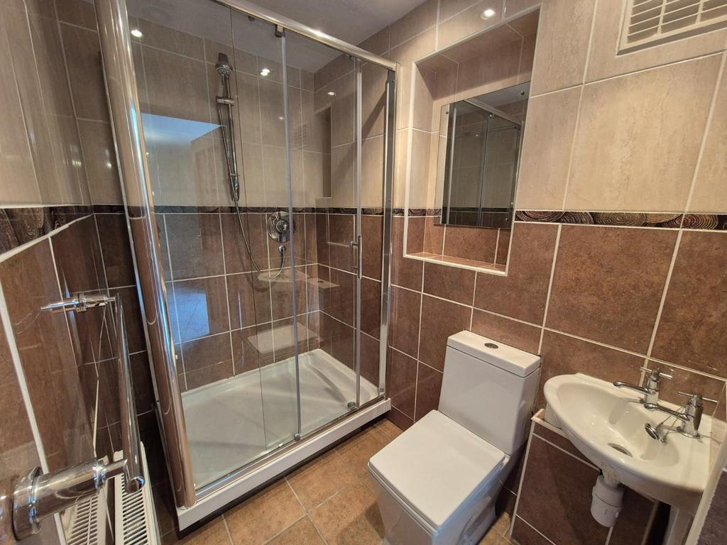 Ensuite.jpg