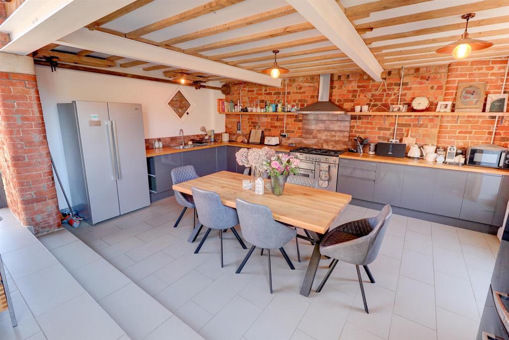 Breakfast Kitchen