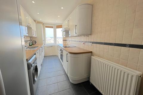 2 bedroom apartment for sale, Spa Court, Kings Esplanade, Hove BN3 2WS