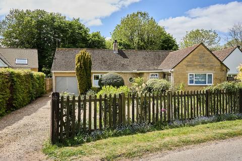 3 bedroom detached bungalow for sale, Cotswold Dale, Rack End, Standlake, OX29